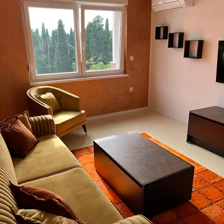 Apartament Valkane Pula